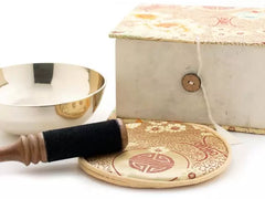 Klangschale im Geschenkset „Brokat“